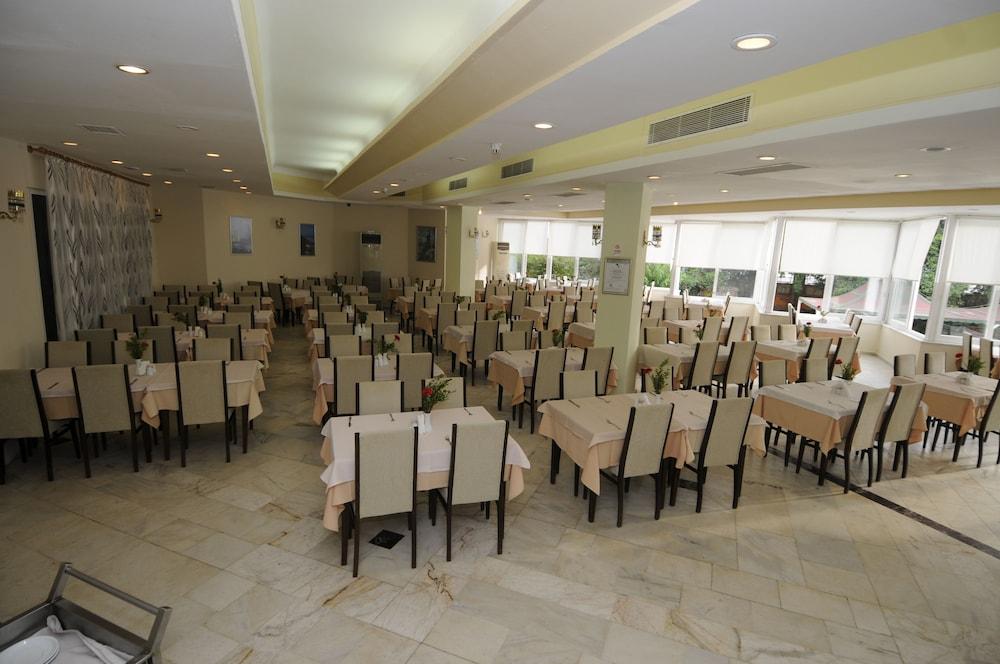 Klas Hotel Kargicak  Ngoại thất bức ảnh