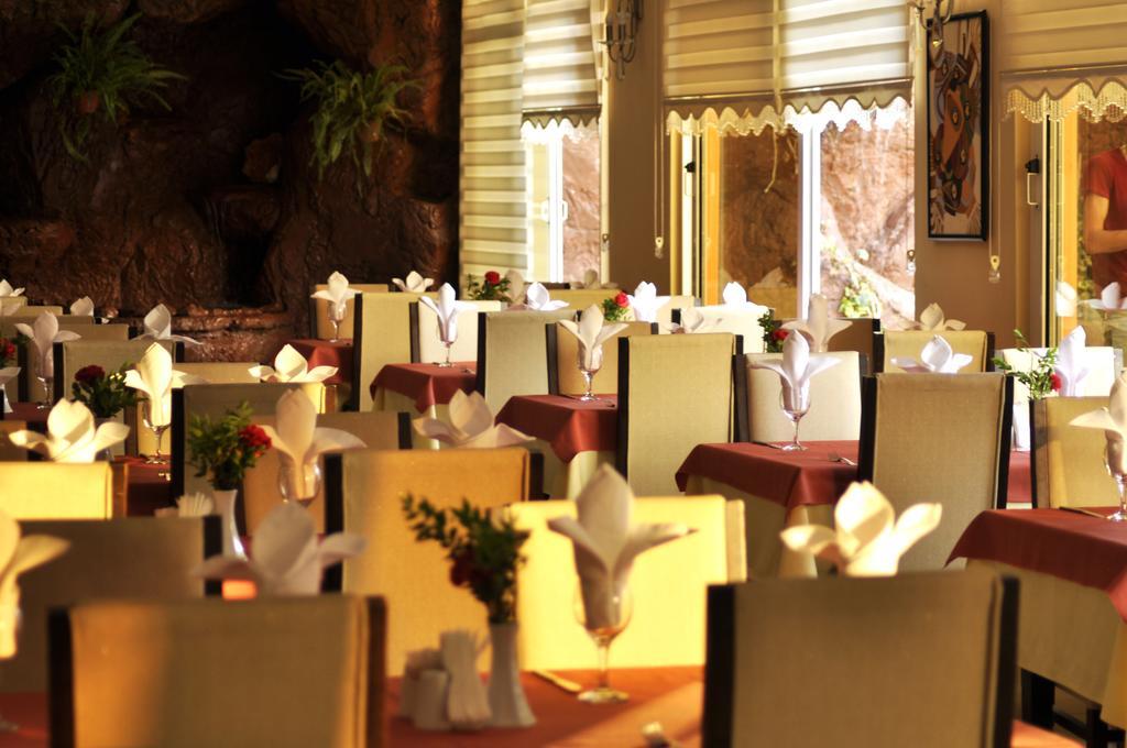Klas Hotel Kargicak  Ngoại thất bức ảnh
