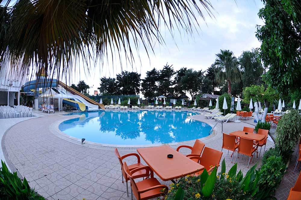 Klas Hotel Kargicak  Ngoại thất bức ảnh